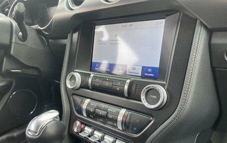 Ford Mustang VI рестайлинг, 2022 год, 4 500 000 рублей, 13 фотография