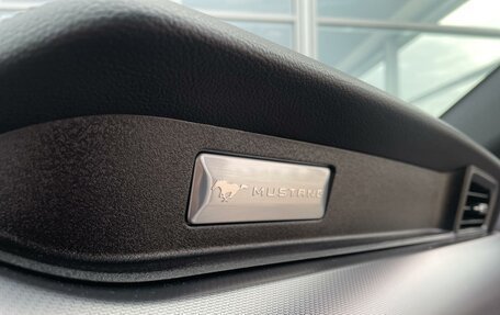 Ford Mustang VI рестайлинг, 2022 год, 4 500 000 рублей, 18 фотография