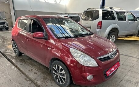 Hyundai i20 IB рестайлинг, 2010 год, 740 000 рублей, 2 фотография