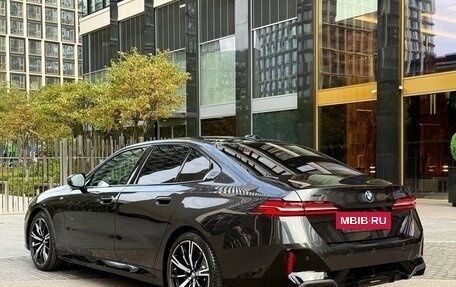 BMW 5 серия, 2025 год, 8 250 000 рублей, 4 фотография