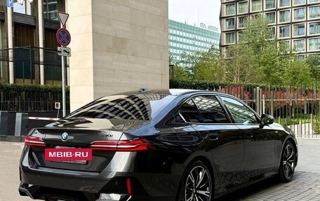 BMW 5 серия, 2025 год, 8 250 000 рублей, 6 фотография