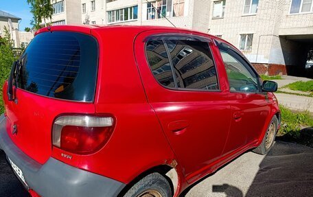 Toyota Yaris I рестайлинг, 2001 год, 175 000 рублей, 6 фотография