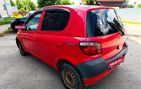 Toyota Yaris I рестайлинг, 2001 год, 175 000 рублей, 5 фотография