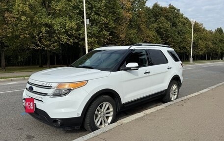 Ford Explorer VI, 2015 год, 1 750 000 рублей, 13 фотография