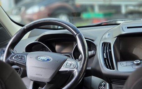 Ford Kuga III, 2018 год, 1 750 000 рублей, 26 фотография