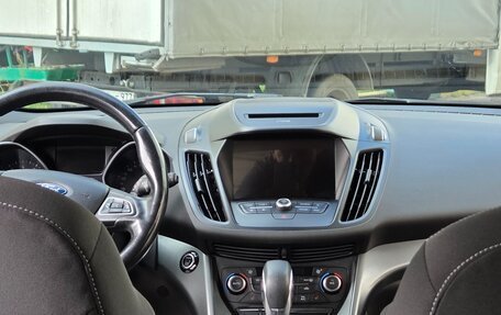 Ford Kuga III, 2018 год, 1 750 000 рублей, 25 фотография