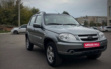 Chevrolet Niva I рестайлинг, 2012 год, 750 000 рублей, 1 фотография