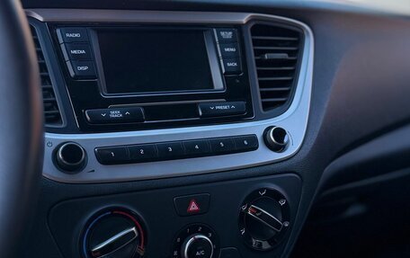 Hyundai Solaris II рестайлинг, 2018 год, 1 110 000 рублей, 2 фотография