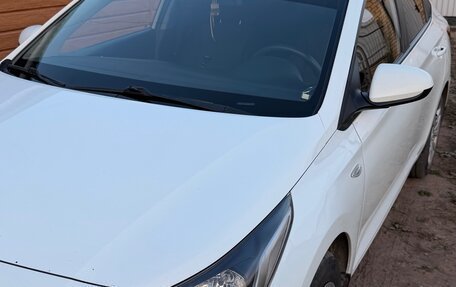 Hyundai Solaris II рестайлинг, 2018 год, 1 110 000 рублей, 12 фотография