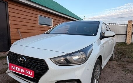 Hyundai Solaris II рестайлинг, 2018 год, 1 110 000 рублей, 13 фотография