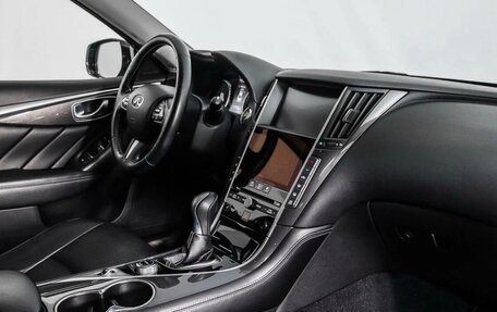 Infiniti Q50 I рестайлинг, 2015 год, 1 950 000 рублей, 4 фотография