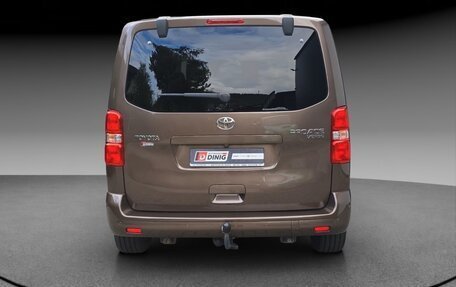 Toyota ProAce II, 2022 год, 4 400 000 рублей, 4 фотография
