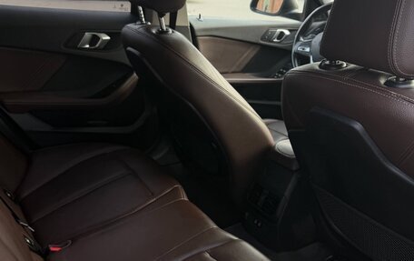 BMW 1 серия, 2020 год, 2 300 000 рублей, 5 фотография