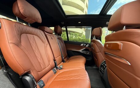 BMW X7, 2023 год, 19 фотография