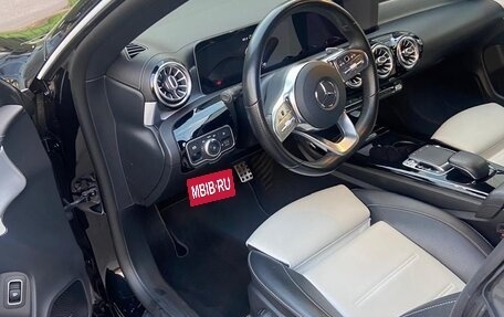 Mercedes-Benz CLA, 2019 год, 3 220 000 рублей, 10 фотография