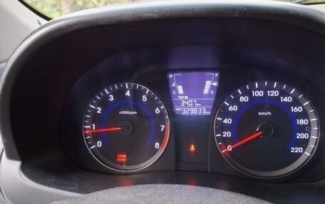 Hyundai Solaris II рестайлинг, 2012 год, 470 000 рублей, 6 фотография