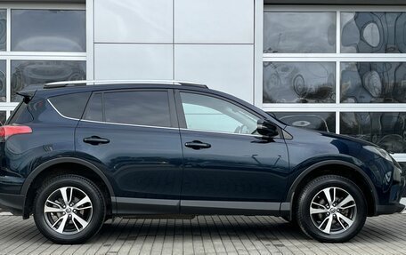 Toyota RAV4, 2018 год, 2 190 000 рублей, 4 фотография