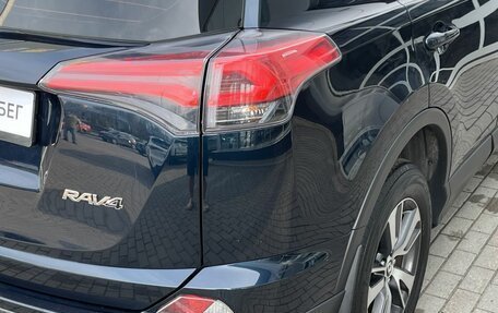 Toyota RAV4, 2018 год, 2 190 000 рублей, 23 фотография