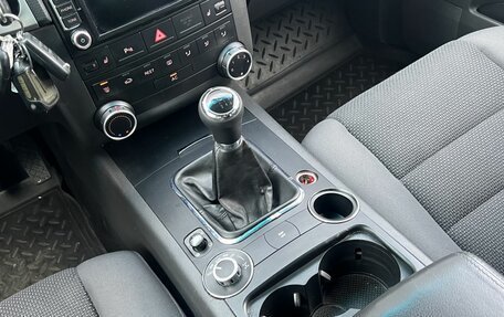 Volkswagen Touareg III, 2008 год, 825 000 рублей, 20 фотография