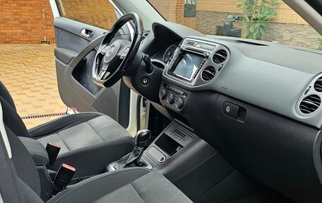Volkswagen Tiguan II, 2016 год, 1 750 000 рублей, 12 фотография