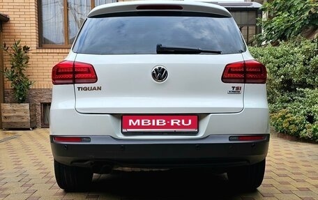 Volkswagen Tiguan II, 2016 год, 1 750 000 рублей, 3 фотография