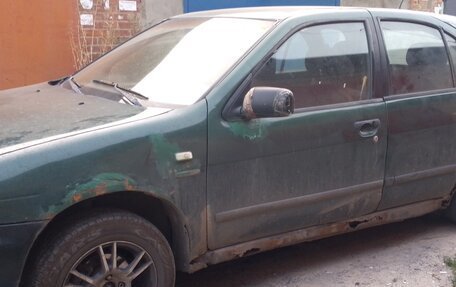 Nissan Almera, 1998 год, 30 000 рублей, 1 фотография