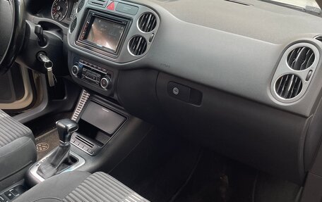 Volkswagen Tiguan I, 2010 год, 730 000 рублей, 4 фотография