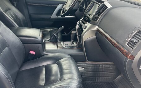 Toyota Land Cruiser 200, 2012 год, 3 200 000 рублей, 6 фотография