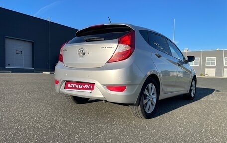 Hyundai Solaris II рестайлинг, 2011 год, 935 000 рублей, 3 фотография