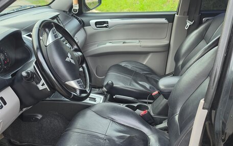 Mitsubishi Pajero Sport II рестайлинг, 2011 год, 1 420 000 рублей, 9 фотография