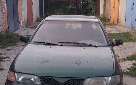 Nissan Almera, 1998 год, 30 000 рублей, 2 фотография