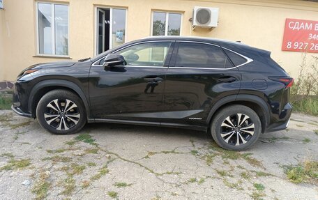 Lexus NX I, 2021 год, 4 270 000 рублей, 7 фотография
