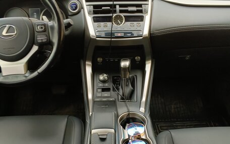 Lexus NX I, 2021 год, 4 270 000 рублей, 13 фотография
