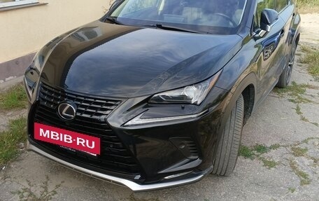 Lexus NX I, 2021 год, 4 270 000 рублей, 8 фотография
