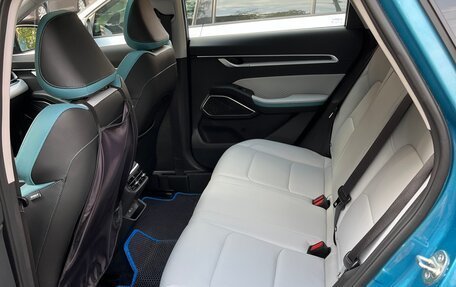 Geely Emgrand, 2023 год, 1 350 000 рублей, 9 фотография
