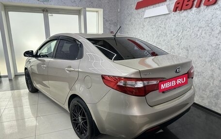 KIA Rio III рестайлинг, 2013 год, 885 000 рублей, 3 фотография