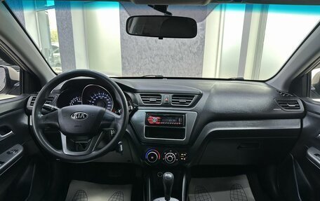 KIA Rio III рестайлинг, 2013 год, 885 000 рублей, 27 фотография