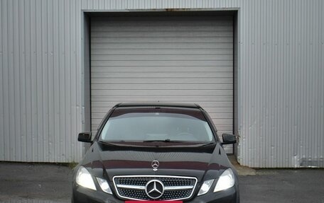 Mercedes-Benz E-Класс, 2011 год, 1 449 000 рублей, 2 фотография