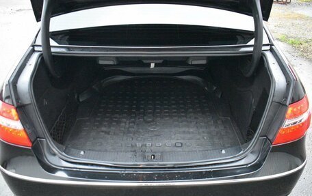 Mercedes-Benz E-Класс, 2011 год, 1 449 000 рублей, 23 фотография
