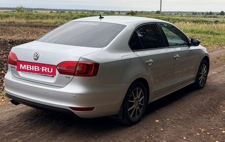 Volkswagen Jetta VI, 2013 год, 990 000 рублей, 5 фотография