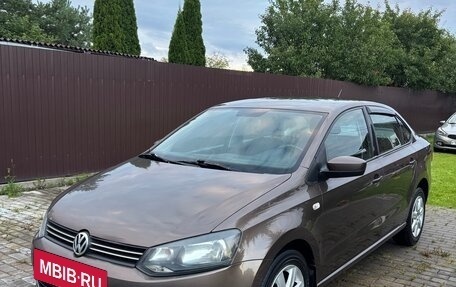 Volkswagen Polo VI (EU Market), 2014 год, 800 000 рублей, 3 фотография