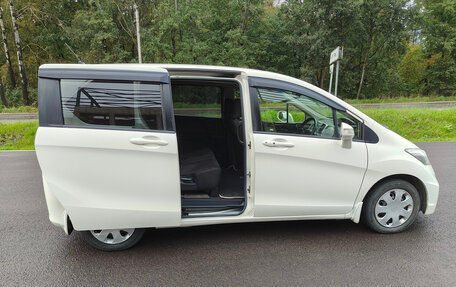 Honda Freed I, 2012 год, 1 150 000 рублей, 10 фотография