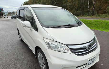 Honda Freed I, 2012 год, 1 150 000 рублей, 5 фотография