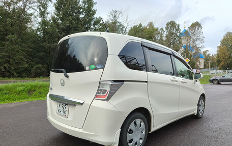 Honda Freed I, 2012 год, 1 150 000 рублей, 7 фотография