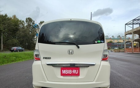 Honda Freed I, 2012 год, 1 150 000 рублей, 8 фотография