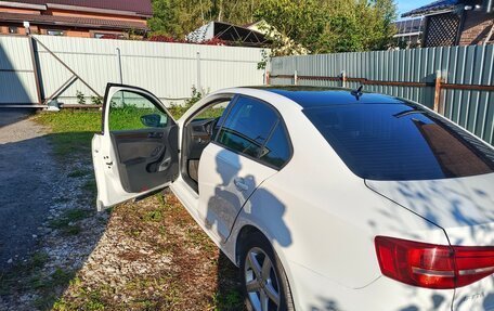 Volkswagen Jetta VI, 2015 год, 780 000 рублей, 5 фотография