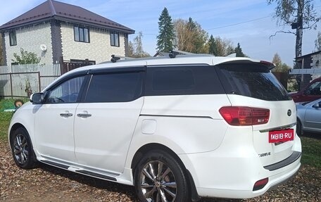 KIA Carnival III, 2019 год, 3 500 000 рублей, 4 фотография