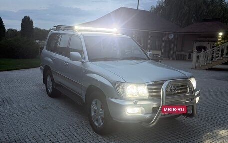 Toyota Land Cruiser 100 рестайлинг 2, 2007 год, 4 100 000 рублей, 2 фотография