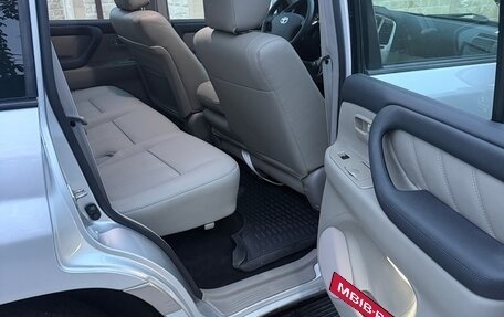 Toyota Land Cruiser 100 рестайлинг 2, 2007 год, 4 100 000 рублей, 11 фотография