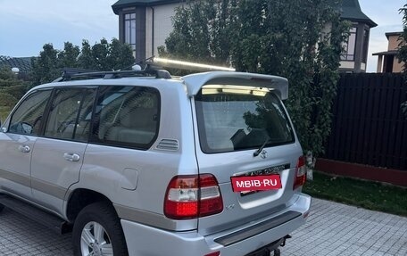 Toyota Land Cruiser 100 рестайлинг 2, 2007 год, 4 100 000 рублей, 3 фотография